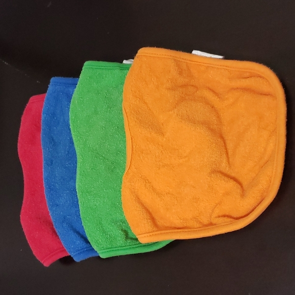 Burp Clothes and Baby Bibs - Picture 8 of 16